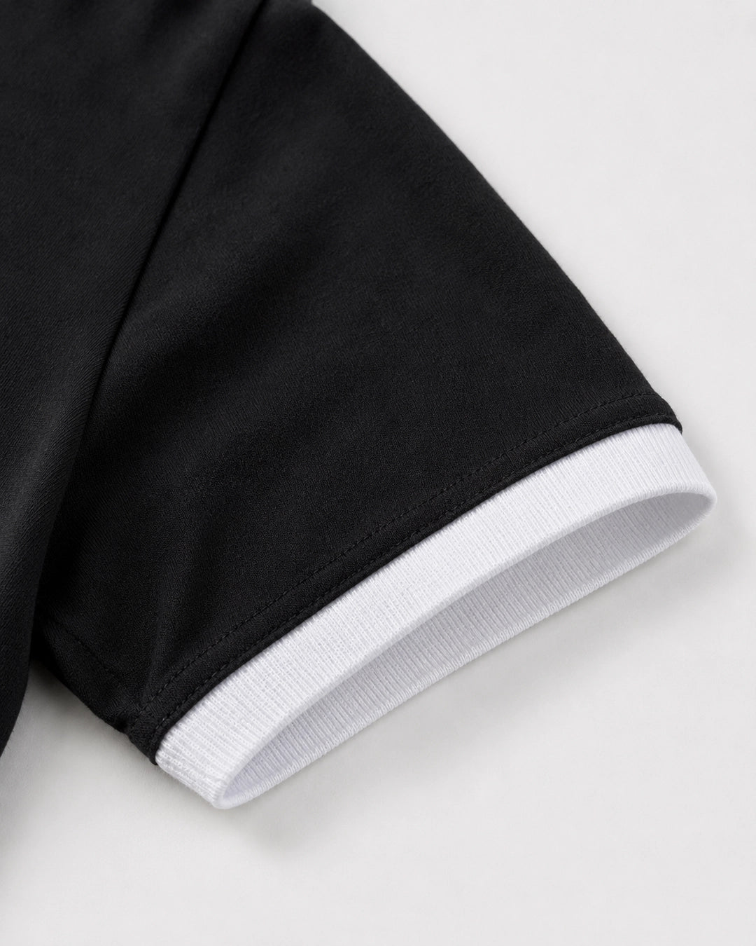 Pearl Ring: Ringer T-Shirt