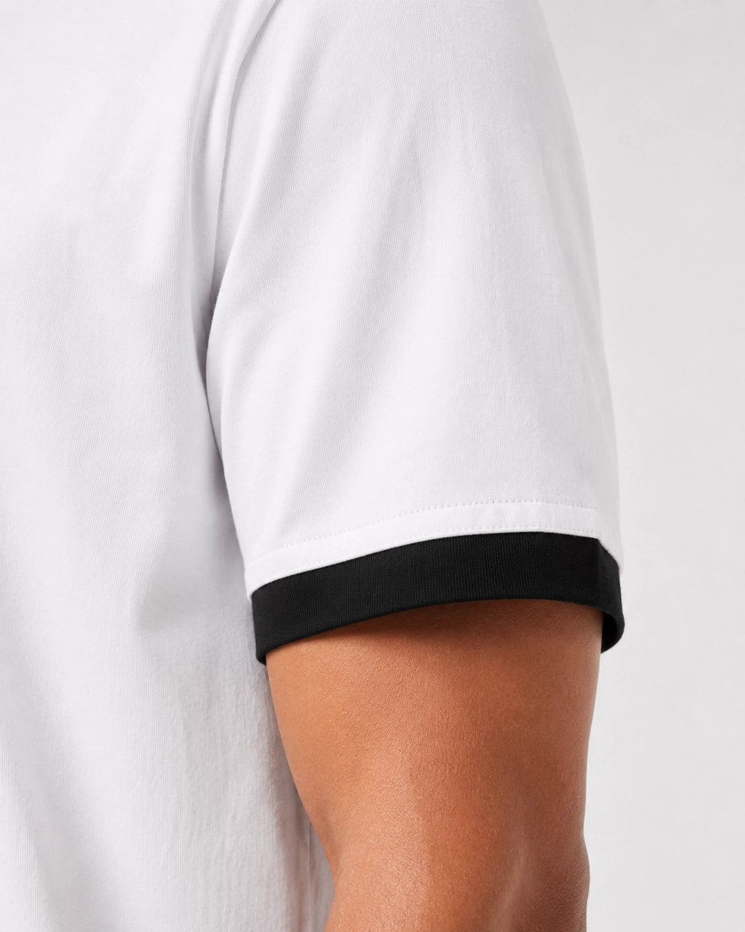 Onyx Ring: Ringer T-Shirt
